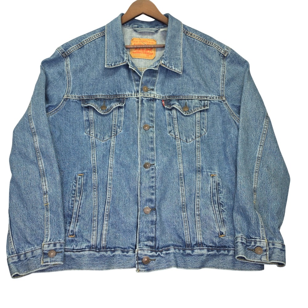 Levis 72335 Medium Wash Denim Trucker Jacket Mens XL Blue Cotton Button Up